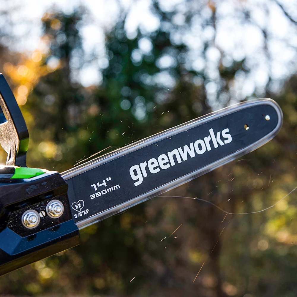 40V Chainsaw 35cm 1,5 kW - 4Ah Battery - Image 3