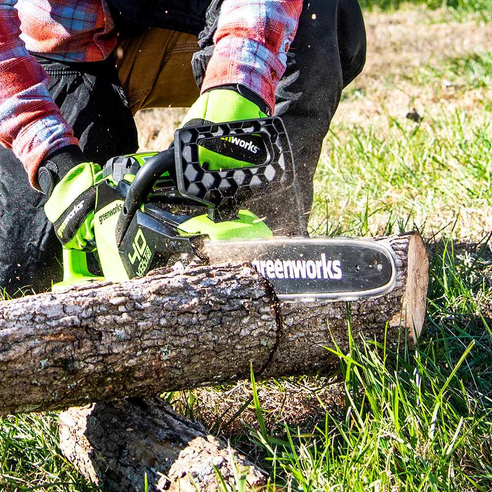 40V Chainsaw 35cm 1,5 kW - 4Ah Battery - Image 7