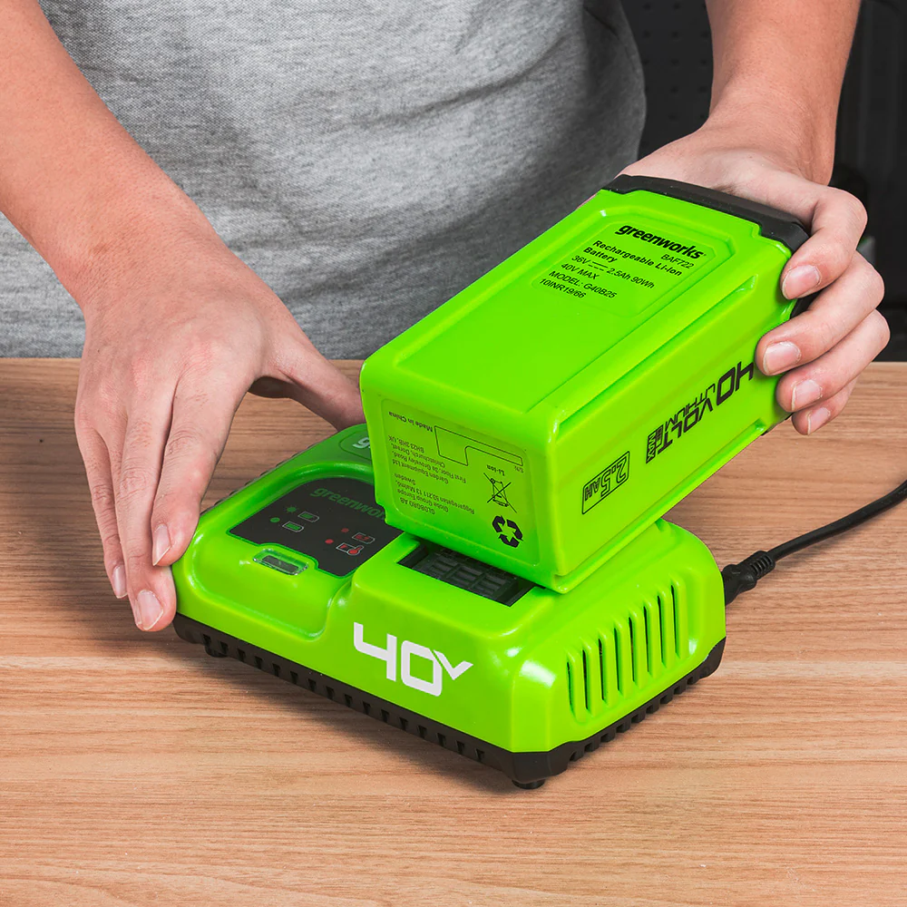 40V Fast Charger 5A - Image 3