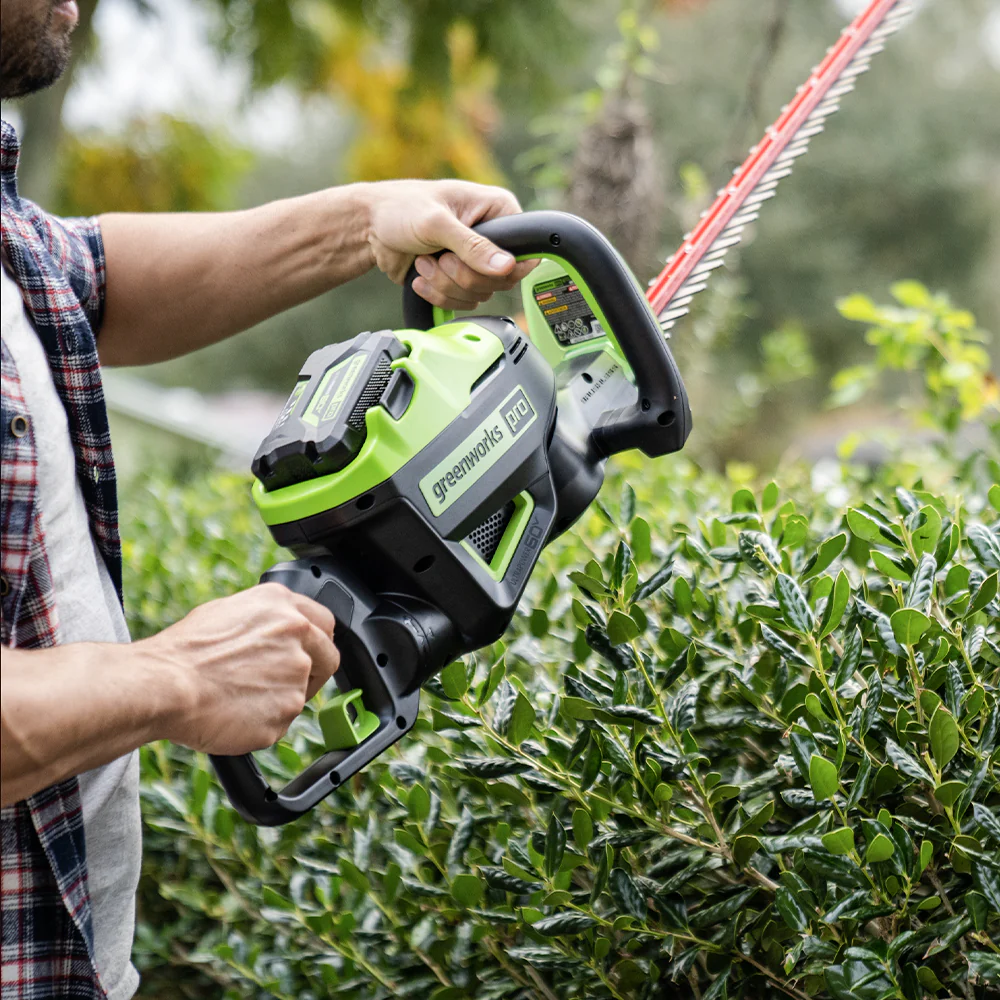 60V Hedge Trimmer 66cm - 2Ah Battery - Image 16