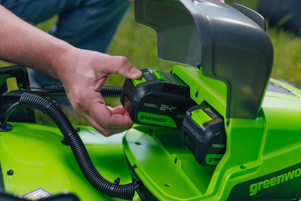 POWERALL 48V (24V x 2) Lawn Mower 46cm SP Gen. II - 2x 4Ah Battery - Image 12